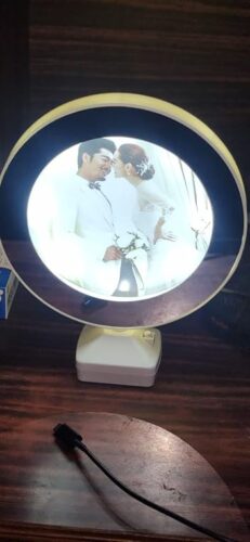 Round Magic Mirror Tabletop Customized Photo Frame (White) photo review